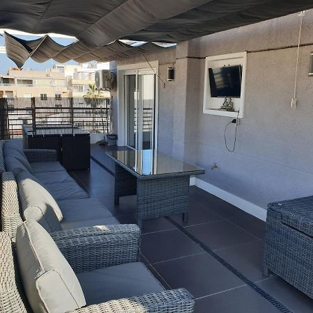 Beachside Apartment In Torrevieja Luaran gambar