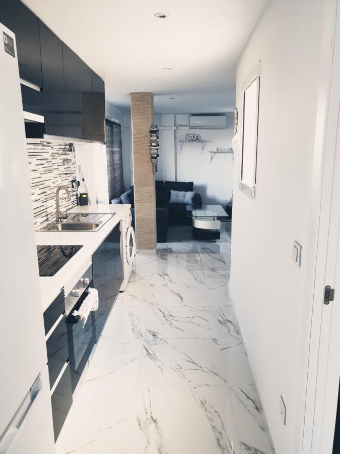 Beachside Apartment In Torrevieja Luaran gambar