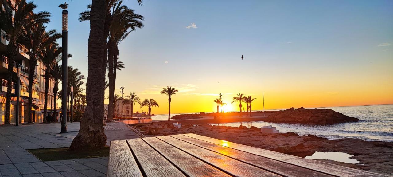 Beachside Apartment In Torrevieja Luaran gambar